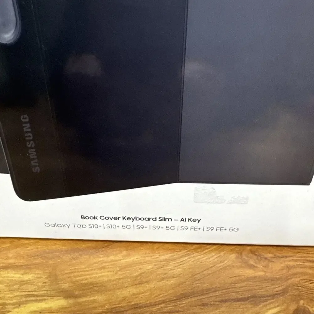 Samsung Book Cover Keyboard Slim AI Key - EF-DX820 - S10+ S9+ S9FE+ *NEW SEALED
